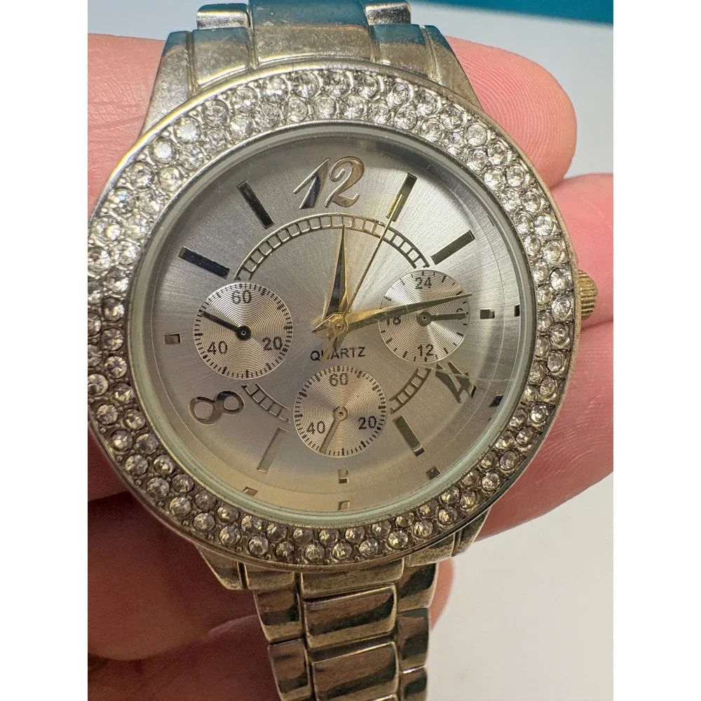 Silver Tone Quartz Crystal Bezel Watch Japan Mvt Infinity Dial Need Batt